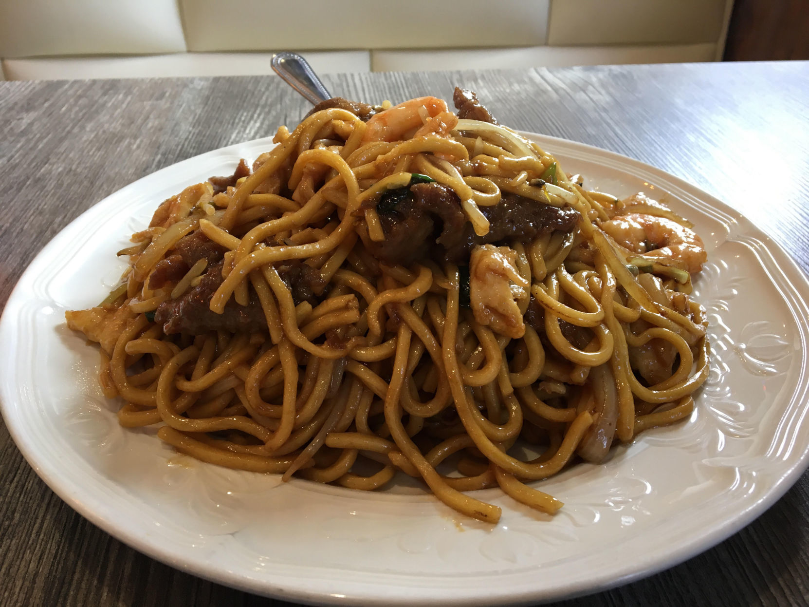 House Lo Mein